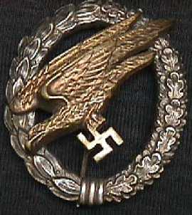 Luftwaffe paratrooper badge - front